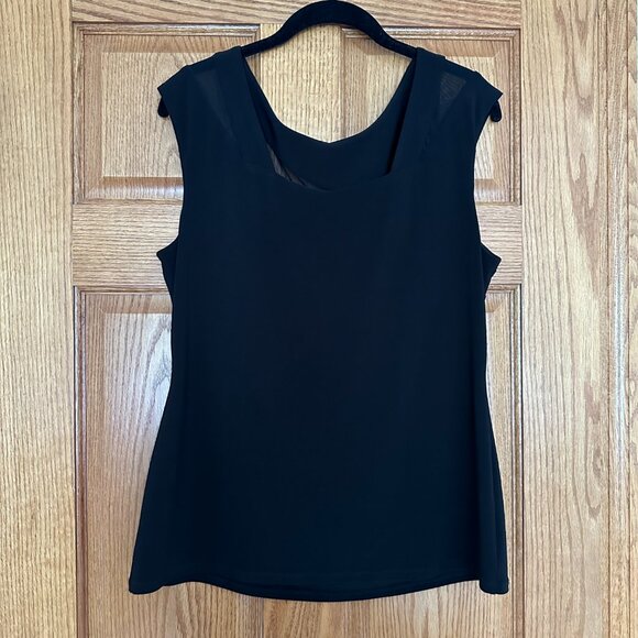 NEW Frank Lyman Design Collection Asymmetrical Sleeveless Top - Picture 7 of 7